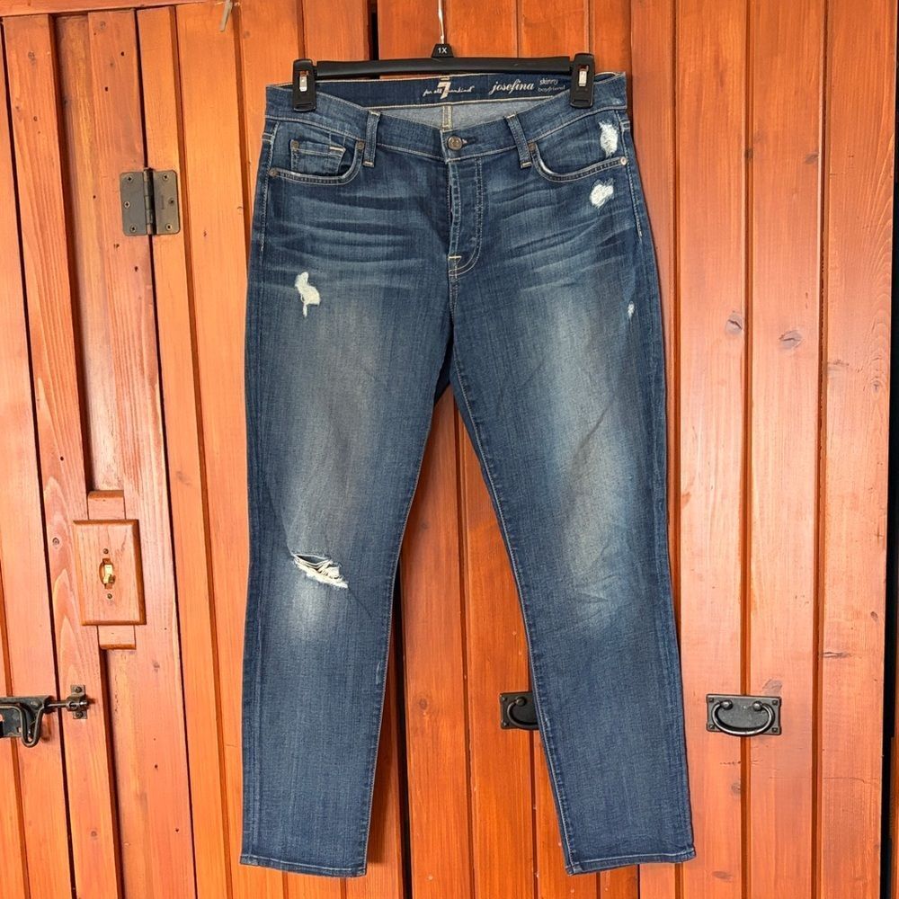 For all 7 mankind Women's Blue Distressed Jeans Sz 29. WJ